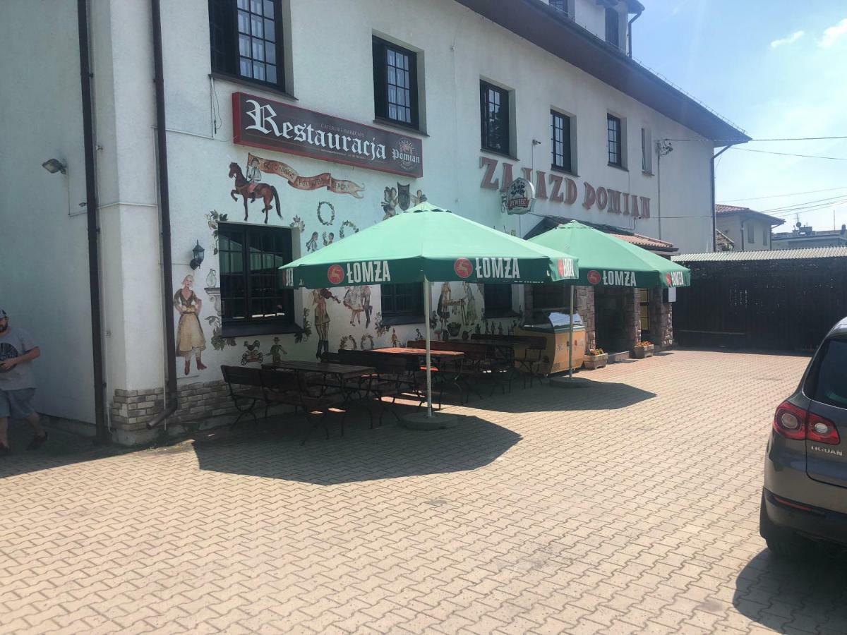Zajazd Pomian Ozarow Mazowiecki Exterior foto